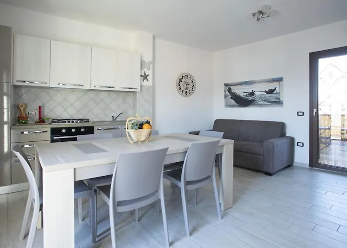 And Me * Изола-Росса